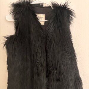 Abercrombie & Fitch Women's Waistcoat Faux fur Vest